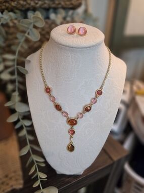 Gold-Tone Pink Glass Pendant Necklace with Matching Stud Earrings